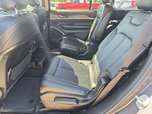Used 2021 Jeep Grand Cherokee L Limited RWD image 25