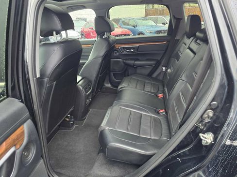 Used 2017 Honda CR-V Touring image 16