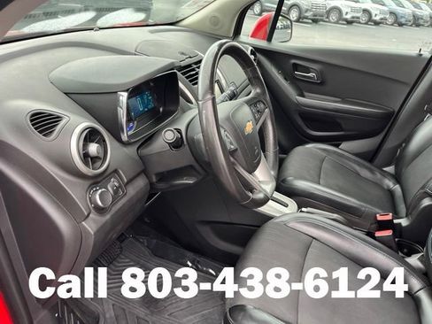 Used 2015 Chevrolet Trax LT w/ LT Sun and Sound Package FWD image 6