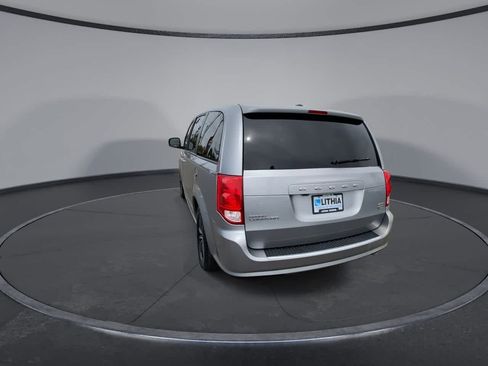 Used 2019 Dodge Grand Caravan GT FWD image 7