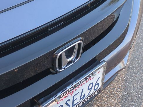 Used 2020 Honda Civic Sport image 29