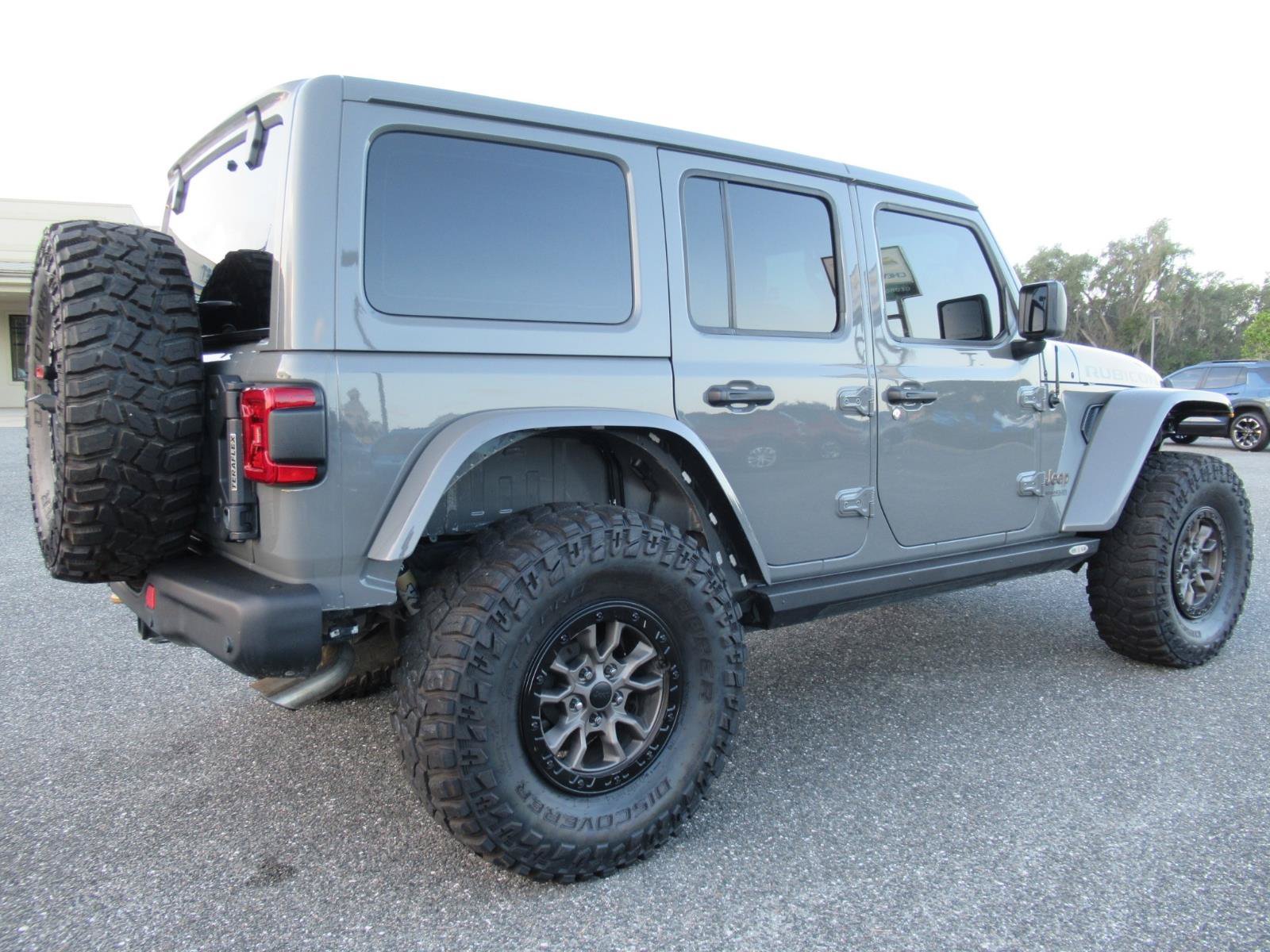 Used 2022 Jeep Wrangler Unlimited Rubicon w/ Dual Top Group AWD/4WD image 6