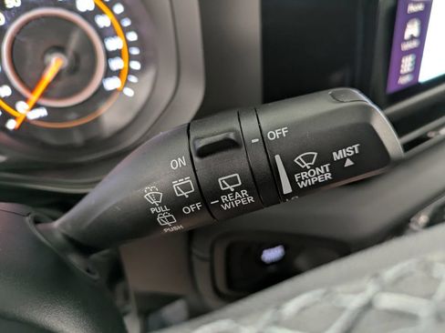 Used 2026 Jeep Wrangler Unlimited Rubicon AWD/4WD image 20