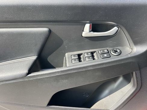 Used 2013 Kia Sportage EX w/ EX Premium Pkg FWD image 28