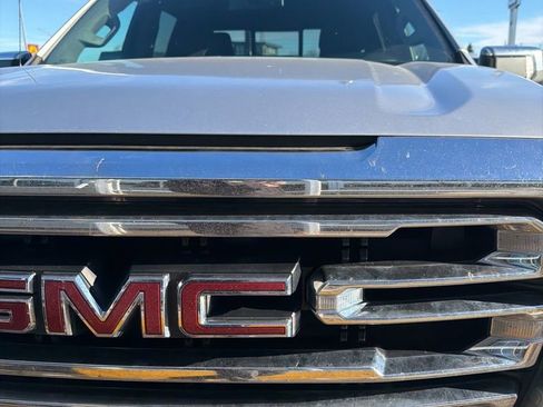 Used 2019 GMC Sierra 1500 SLT w/ SLT Premium Package image 27