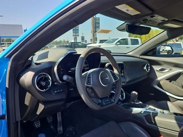 Used 2022 Chevrolet Camaro ZL1 RWD image 10