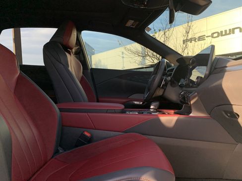 Certified 2024 Lexus RX 500h F Sport image 35