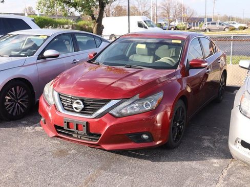 Used 2017 Nissan Altima 2.5 SL w/ 2.5 Technology Package image 4
