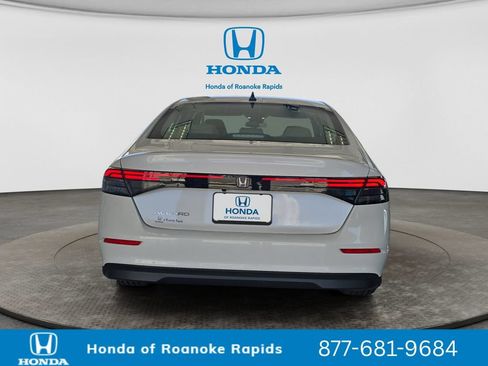 New 2026 Honda Accord SE image 4