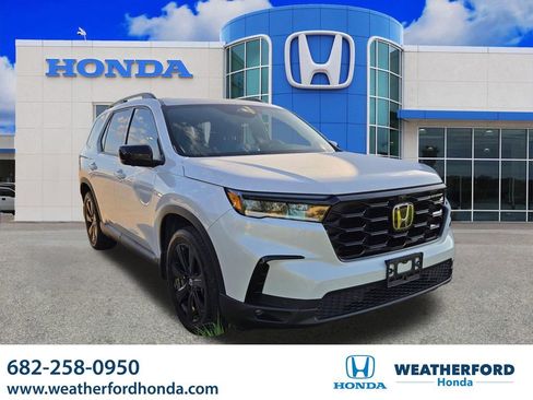Used 2025 Honda Pilot Black Edition image 1