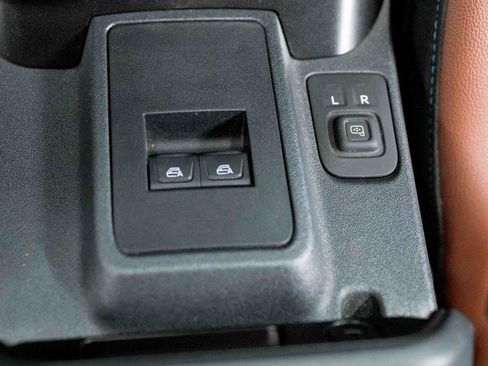 Used 2022 Ford Bronco Outer Banks w/ Sasquatch Package AWD/4WD image 58
