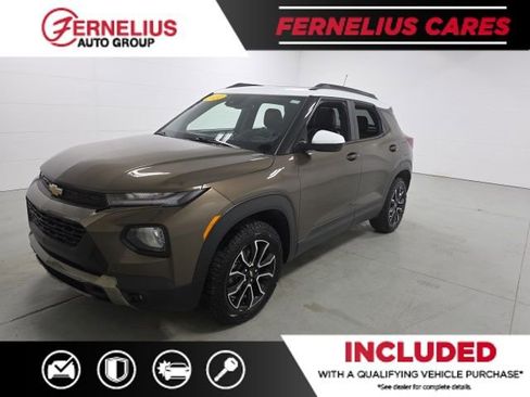 Used 2021 Chevrolet TrailBlazer ACTIV w/ Sun and Liftgate Package image 3