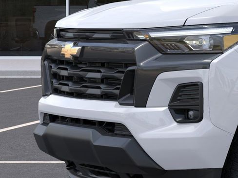 New 2026 Chevrolet Colorado LT w/ LT Convenience Package AWD/4WD image 13