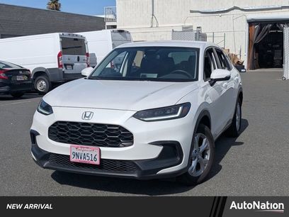 Used 2025 Honda HR-V LX