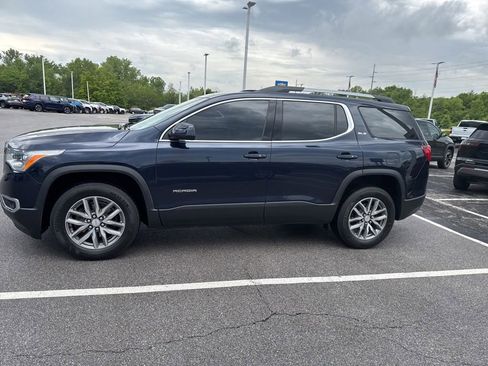 Used 2017 GMC Acadia SLE AWD/4WD image 6