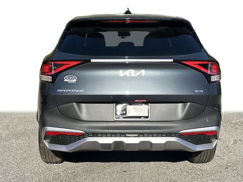 New 2025 Kia Sportage LX image 22