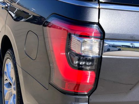 Used 2019 Ford Expedition Limited w/ Equipment Group 302A image 27