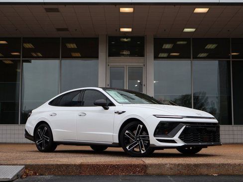 New 2026 Hyundai Sonata N Line FWD image 2