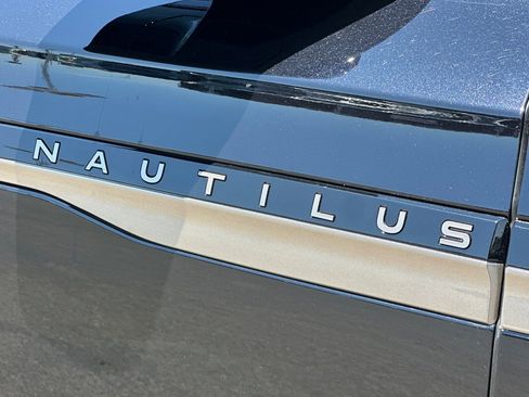 Used 2024 Lincoln Nautilus Black Label AWD/4WD image 27