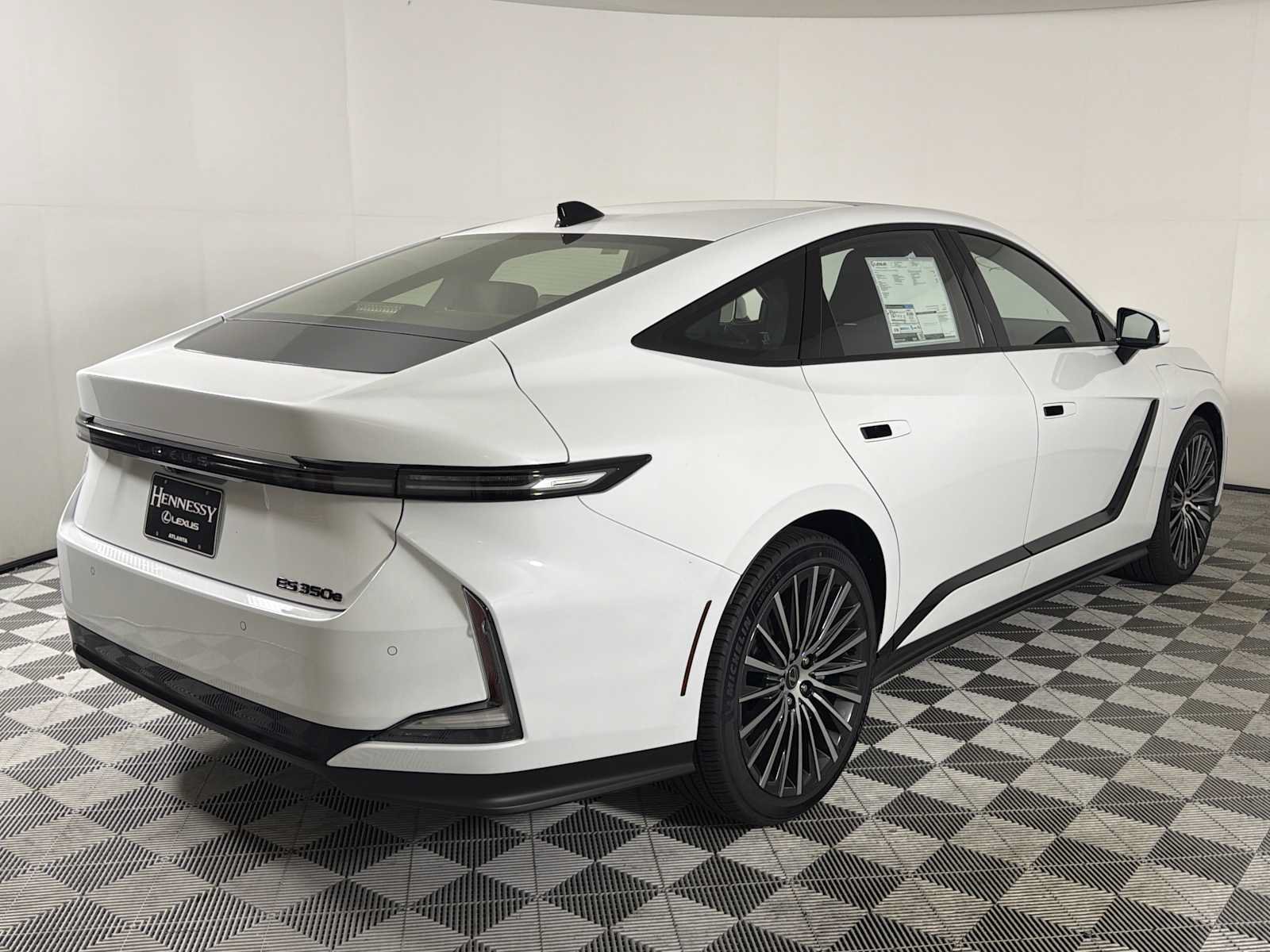 New 2026 Lexus ES 350e w/ Convenience Package FWD image 10