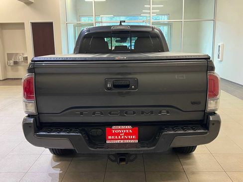 Certified 2023 Toyota Tacoma TRD Off-Road image 4