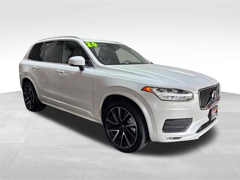 Used 2020 Volvo XC90 T6 Momentum w/ Protection Package Premier AWD/4WD image 3