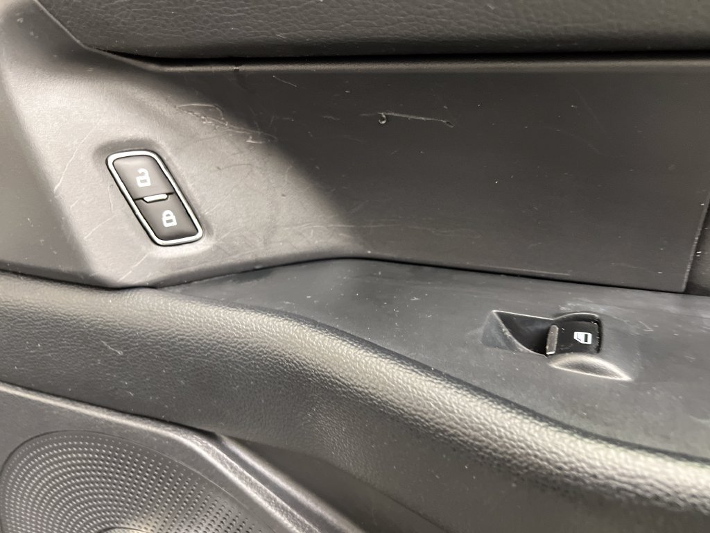 Used 2024 Ford Expedition XLT RWD image 34