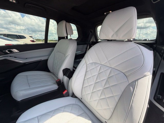 Used 2026 BMW X7 xDrive40i AWD/4WD image 20