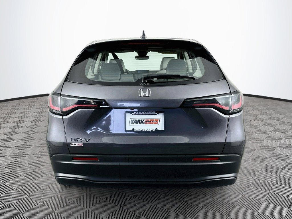 Used 2024 Honda HR-V LX image 8