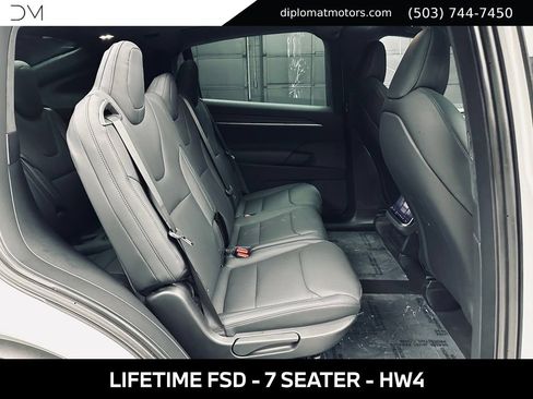 Used 2025 Tesla Model X AWD/4WD image 20