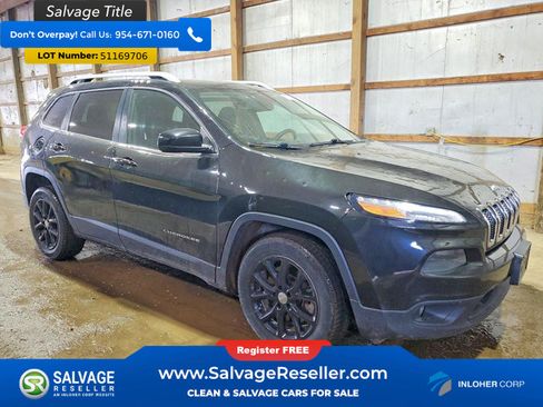 Used 2016 Jeep Cherokee Latitude w/ Cold Weather Group FWD image 5
