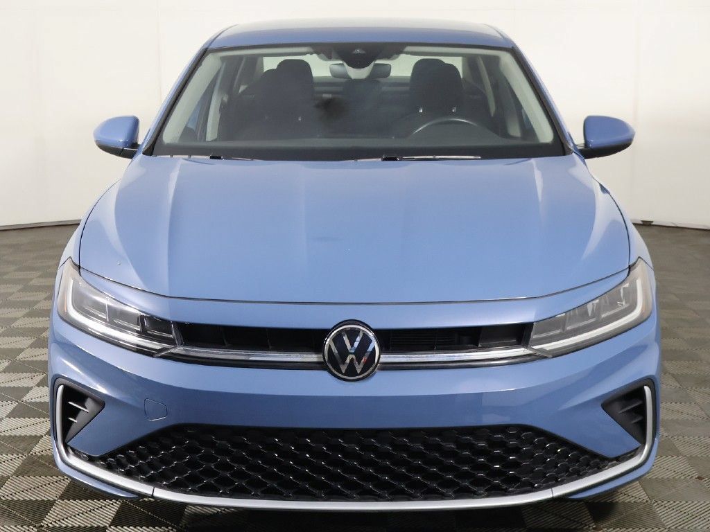 Used 2025 Volkswagen Jetta S FWD image 9