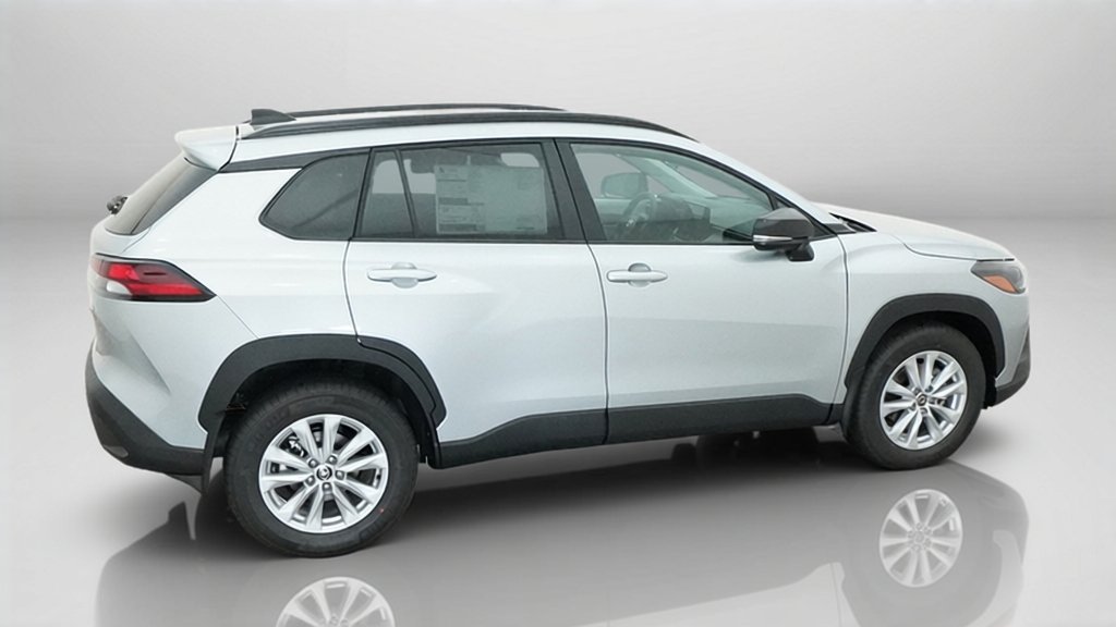 New 2026 Toyota Corolla Cross LE FWD image 8