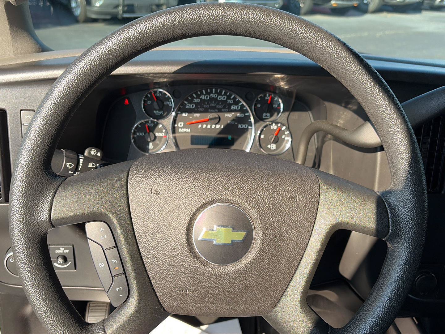 Used 2025 Chevrolet Express 3500 LT w/ LT Preferred Equipment Group RWD image 25
