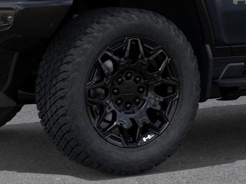 New 2026 GMC Hummer EV 4x4 Crew Cab image 9