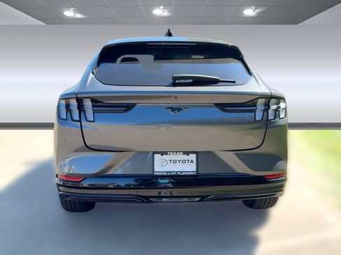 Used 2023 Ford Mustang Mach-E Premium image 10