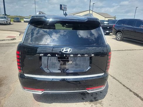 Used 2026 Hyundai Palisade Calligraphy image 4