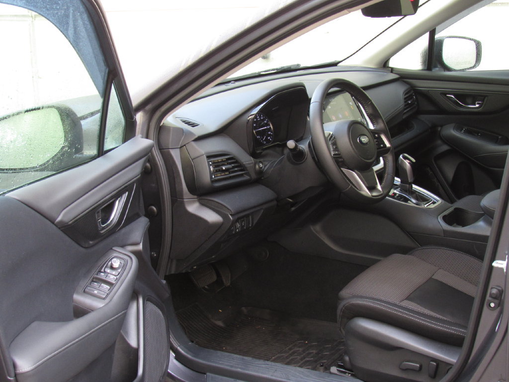 Used 2024 Subaru Outback Premium AWD/4WD image 9