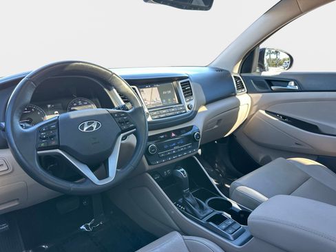 Used 2018 Hyundai Tucson Limited w/ Ultimate Package 02 image 12