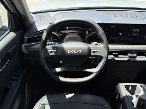 New 2026 Kia EV9 Light image 16