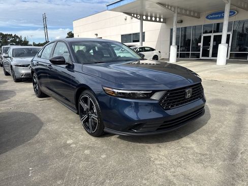 New 2026 Honda Accord SE image 2