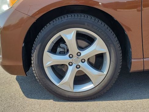 Used 2009 Toyota Venza FWD image 9