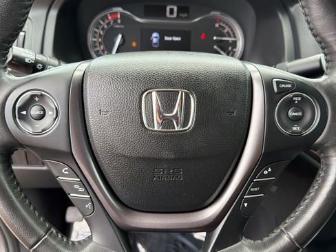 Used 2019 Honda Ridgeline RTL image 11