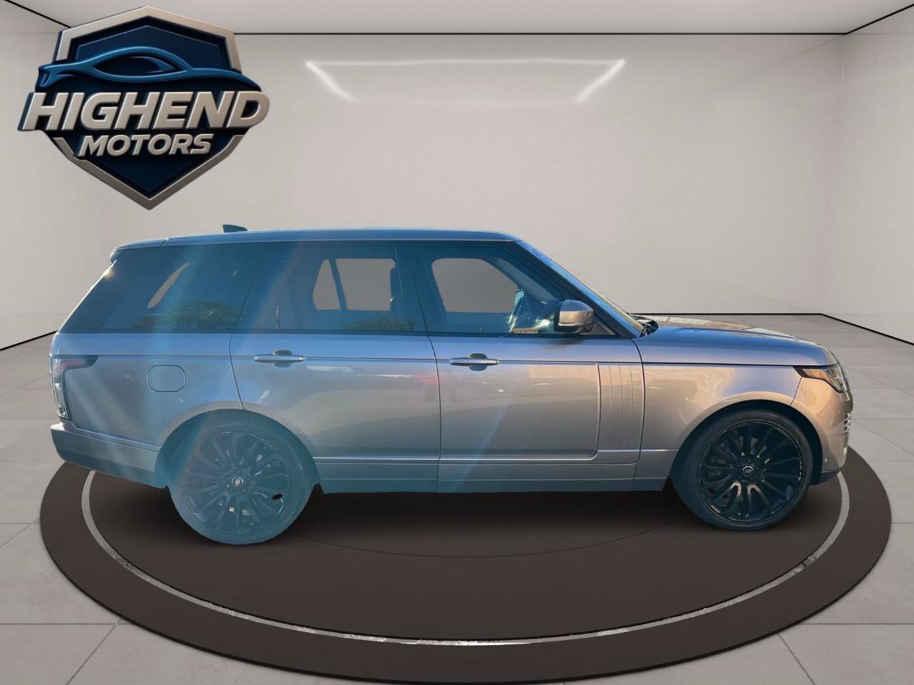 Used 2018 Land Rover Range Rover Supercharged AWD/4WD image 7