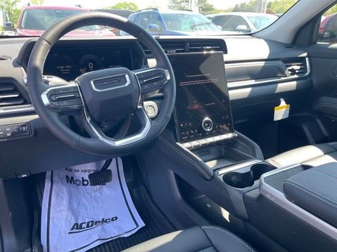 Used 2026 GMC Terrain Denali w/ LPO, Floor Liner Package AWD/4WD image 11