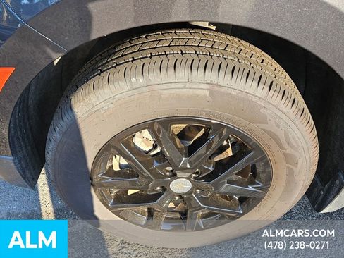 Used 2023 Chevrolet Equinox LT w/ LPO, Floor Liner Package image 12