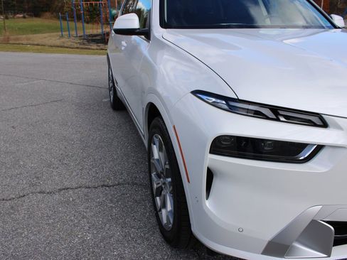 New 2026 BMW X7 xDrive40i image 43