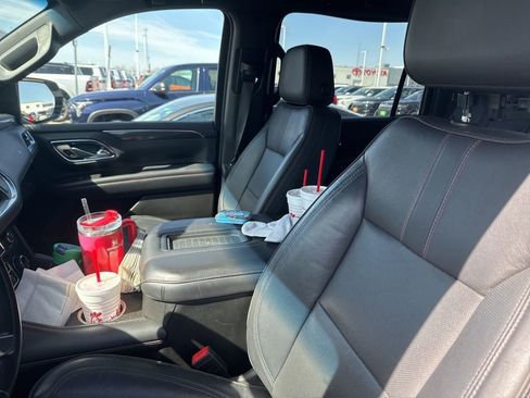 Used 2021 Chevrolet Suburban RST image 13