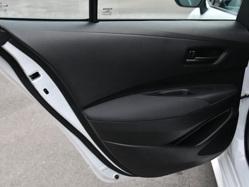 Used 2024 Toyota Corolla LE image 34