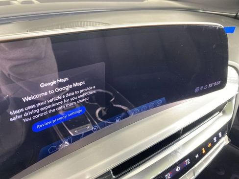 New 2026 Cadillac Lyriq Luxury image 14